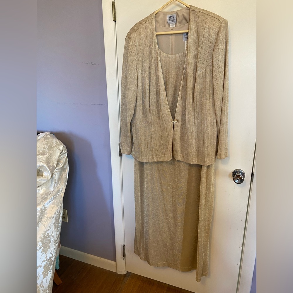 CLOSET CLEARANCE PRICE DROP! Golden evening dress